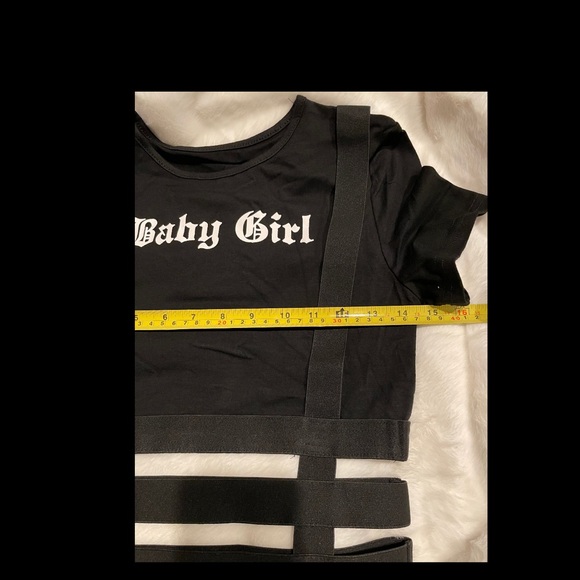 Baby Girl Harajuku Cage Crop Top, Juniors Size Large - Picture 5 of 8